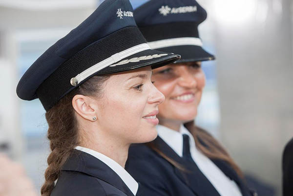 Air Serbia женски пилоти