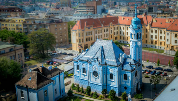 Братислава Сината Црква